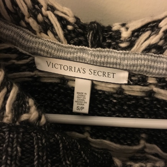 Victoria's Secret thick hooded sweater - Picture 2 of 4